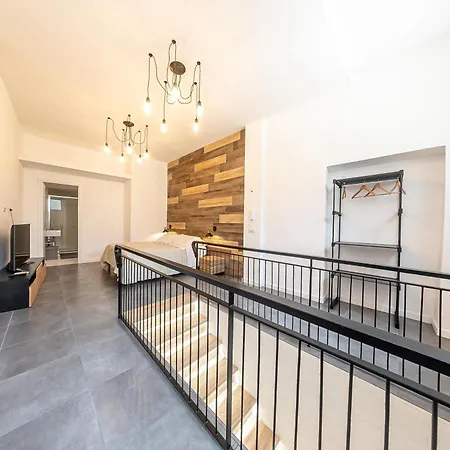 Vatican Apartment *